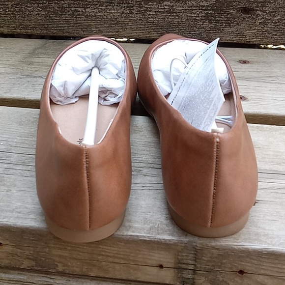 Amazon Essentials Womens Pointed Toe Flat Ballet Shoes Size 5 - Picture 6 of 13